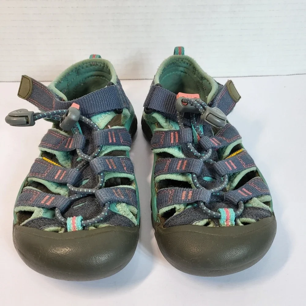 KEEN‎ Seacamp II CNX Youth Sandals Size 12 Blue Green Water Shoes